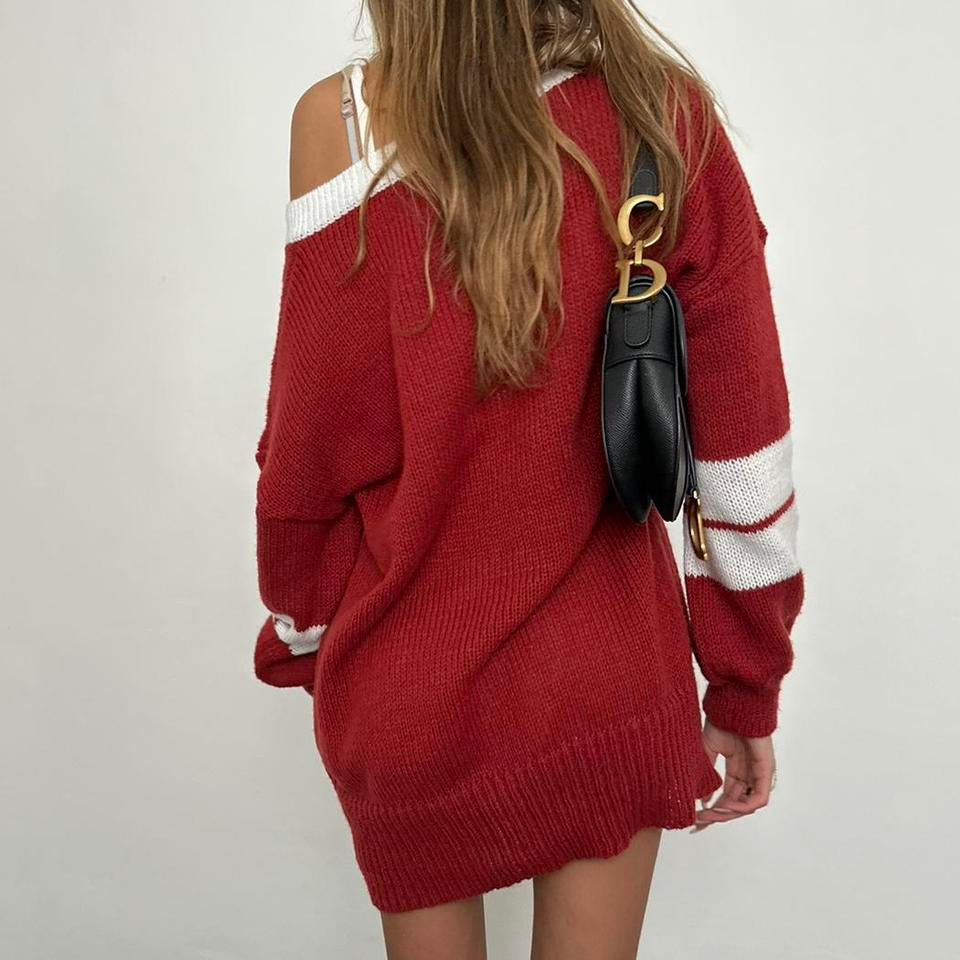 Vintage 2000’s knitted red varsity jumper