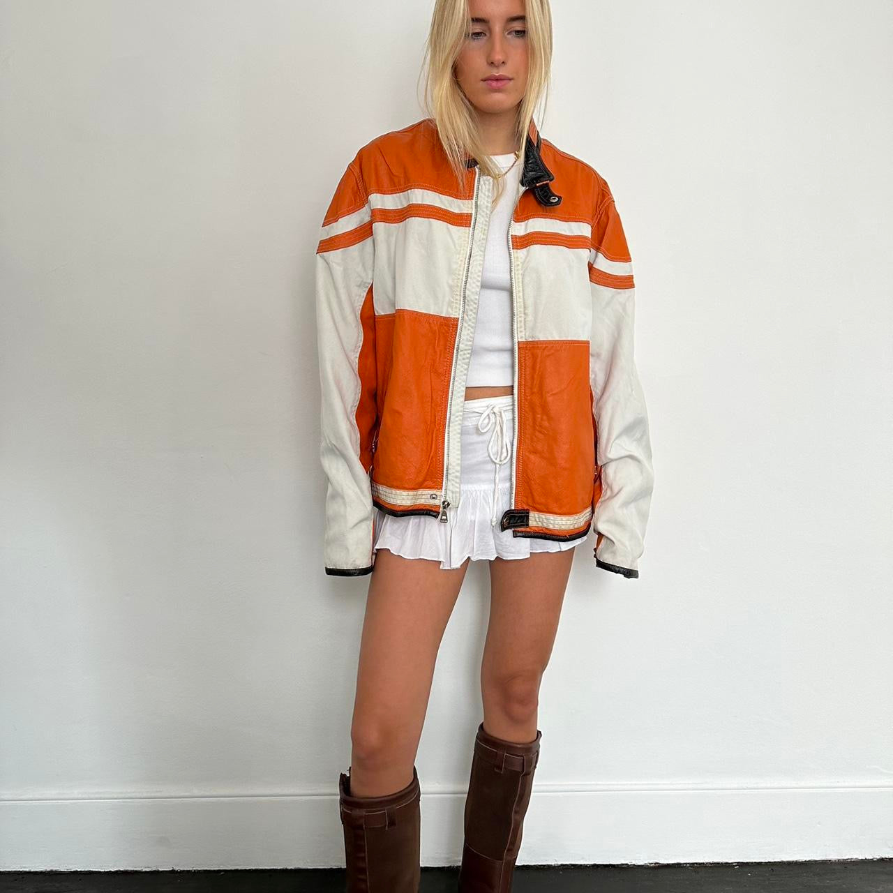 Vintage 90s orange genuine leather jacket 🧡