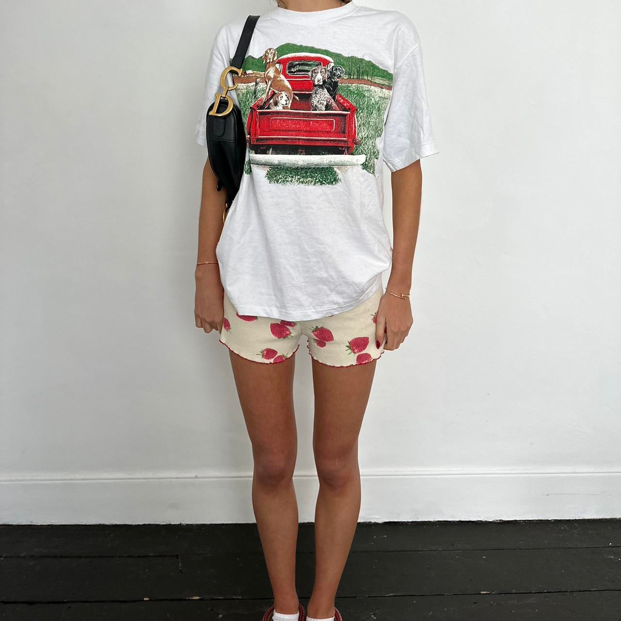 Vintage graphic red truck 90s top