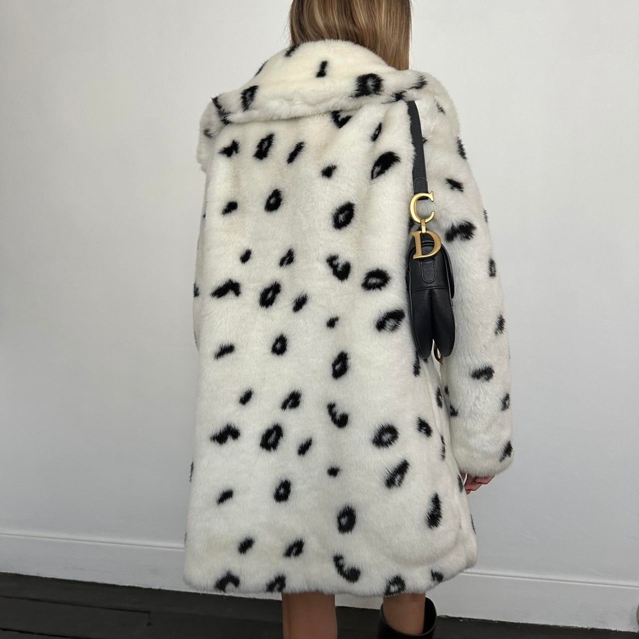 Vintage 2000’s black & white faux fur jacket