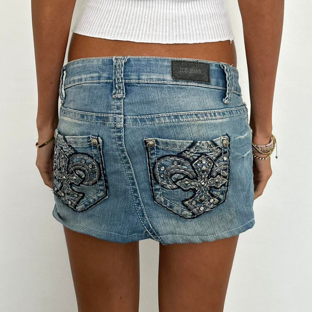 Vintage 90’s cross patch denim mini skirt