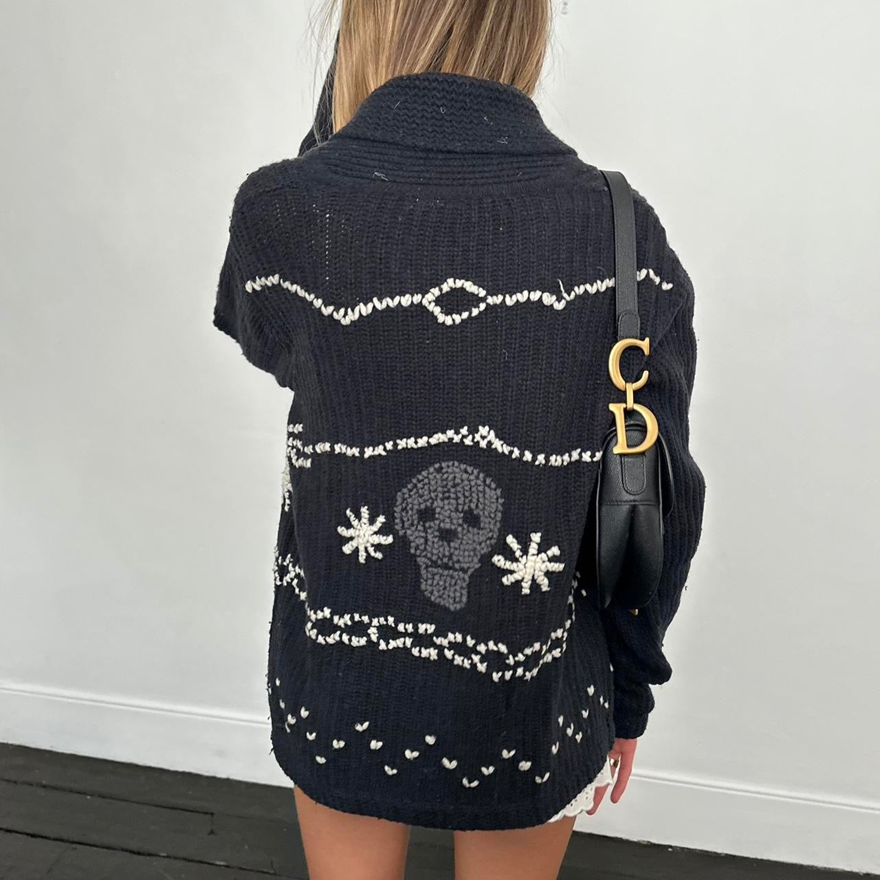 Vintage 90’s knitted skull graphic cardigan