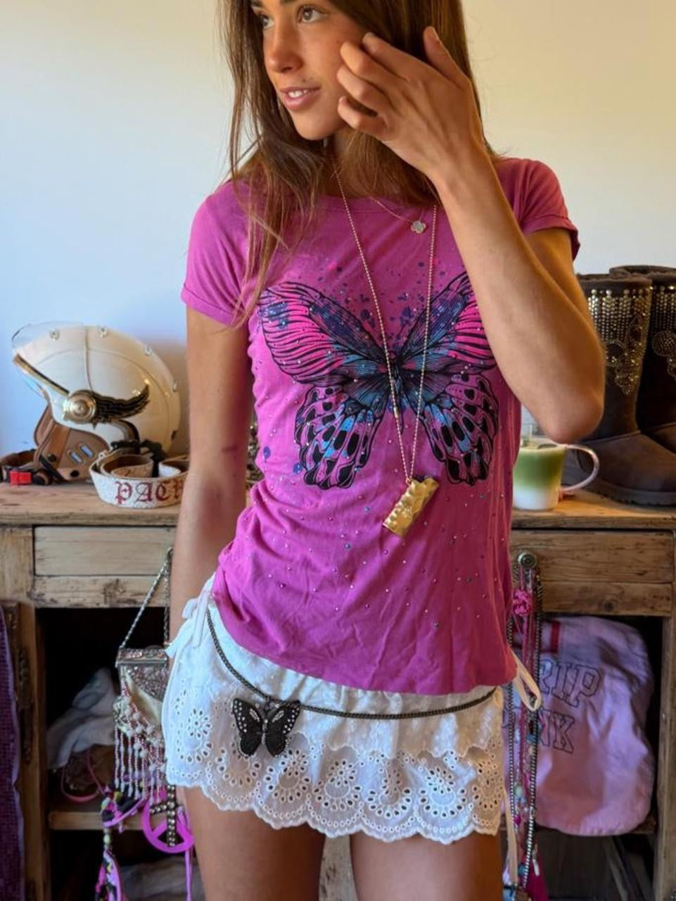 Vintage 00’s butterfly pink baby tee