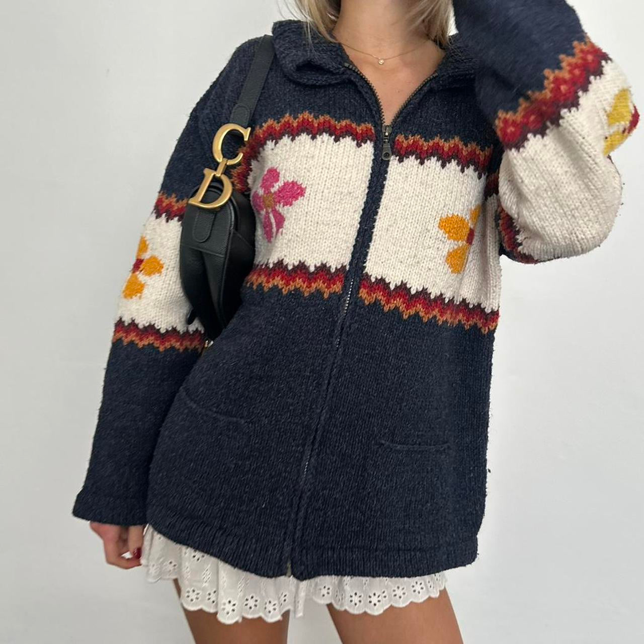 Vintage knitted navy flower zip up