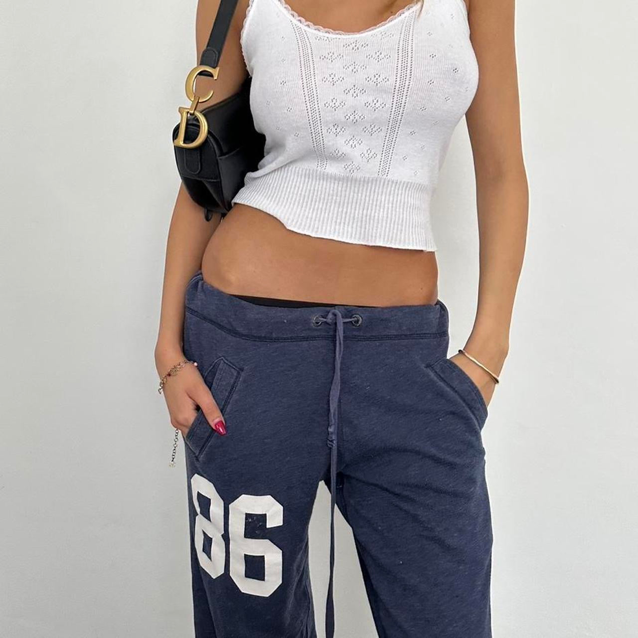 Vintage 2000’s Victoria’s Secret navy sweatpants