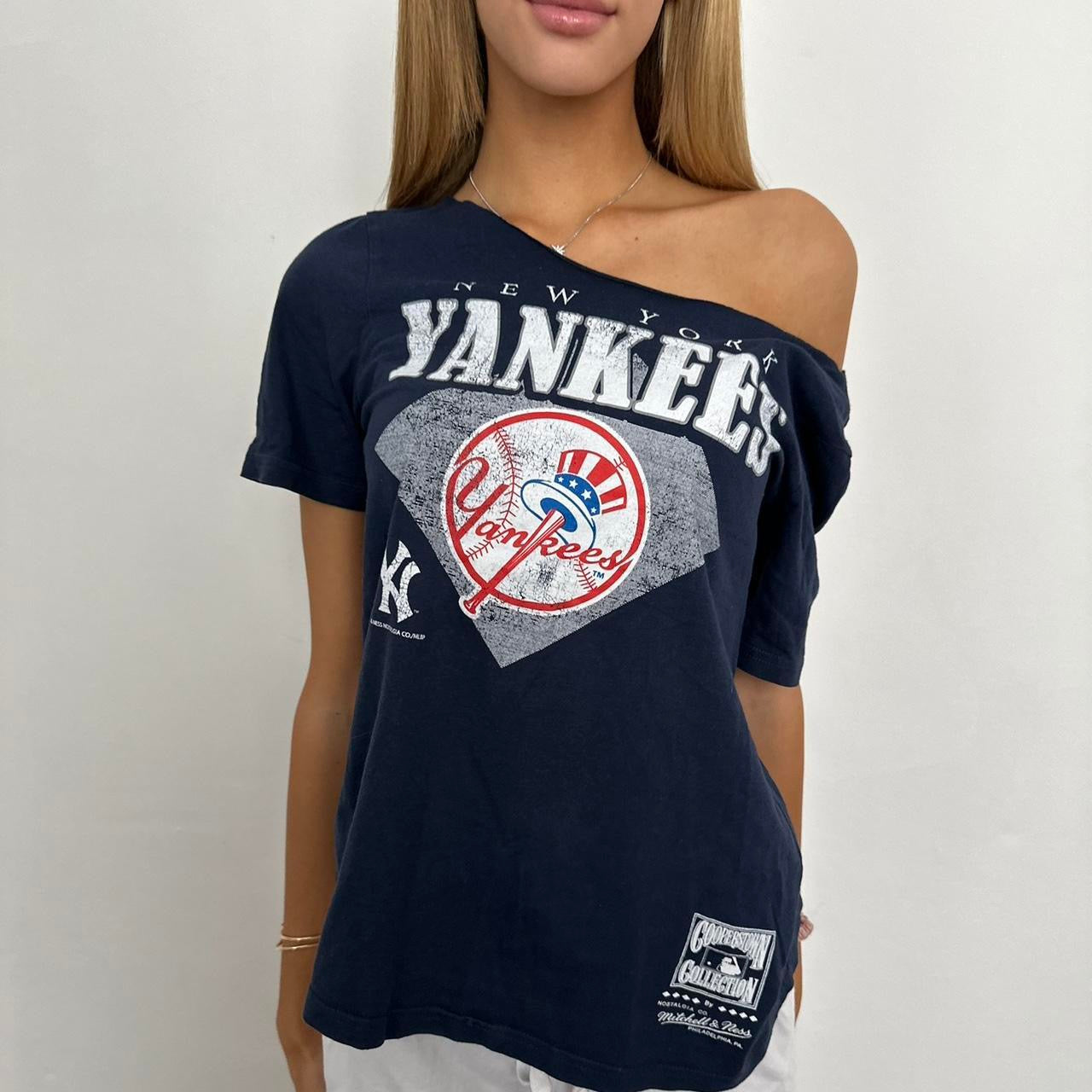 Vintage Yankees navy tee