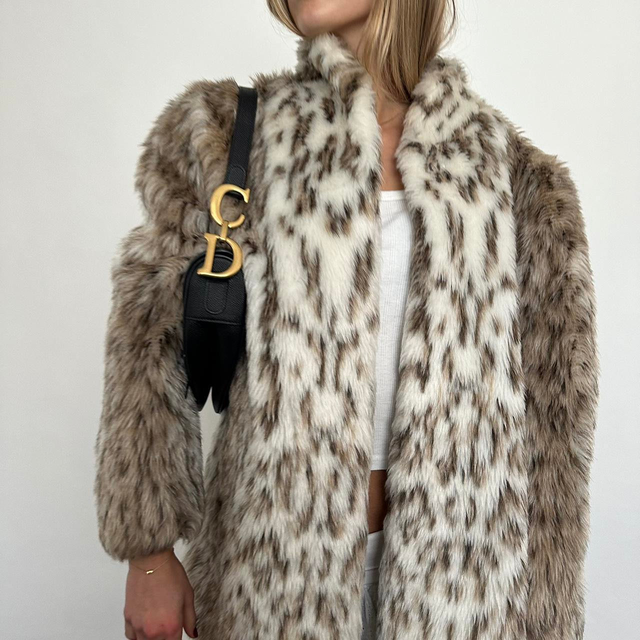 Vintage 90’s leopard faux fur jacket