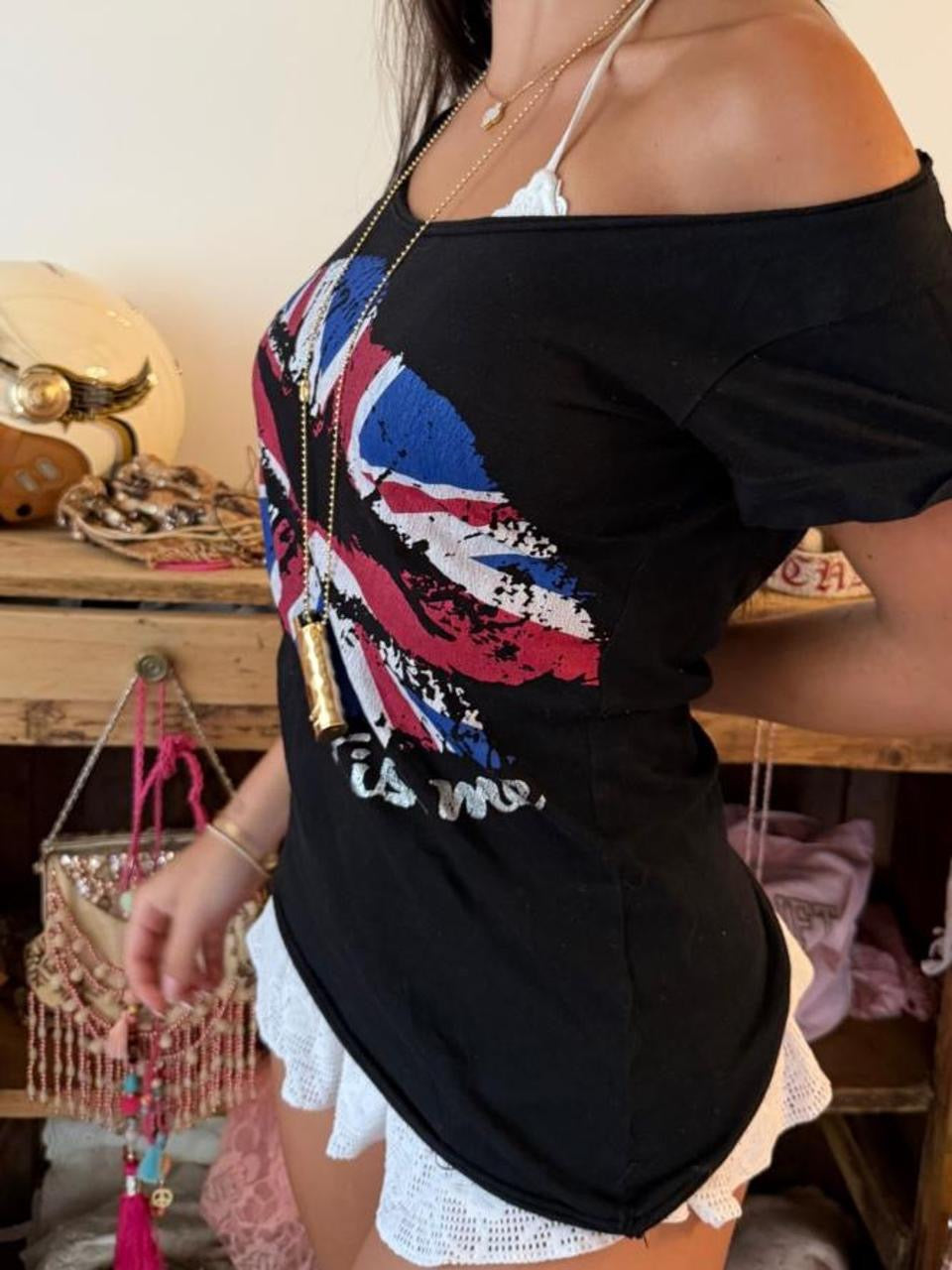 Vintage 90’s iconic gothic script long sleeve top