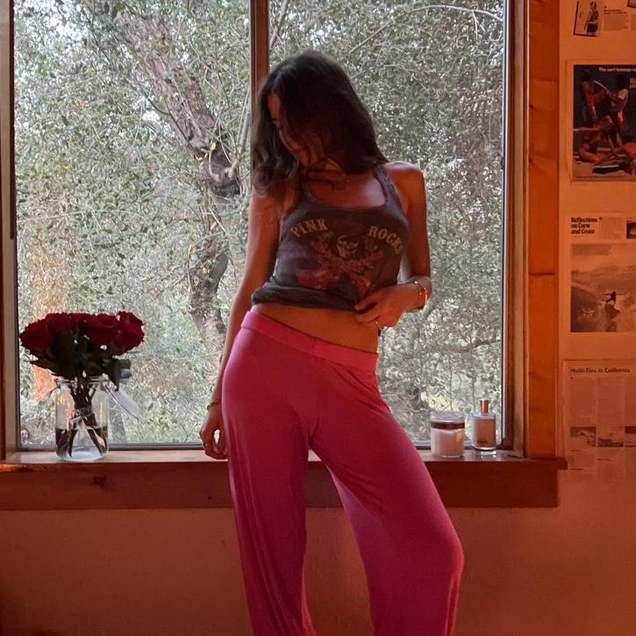 Vintage 90’s Victoria’s Secret grey and pink tank top