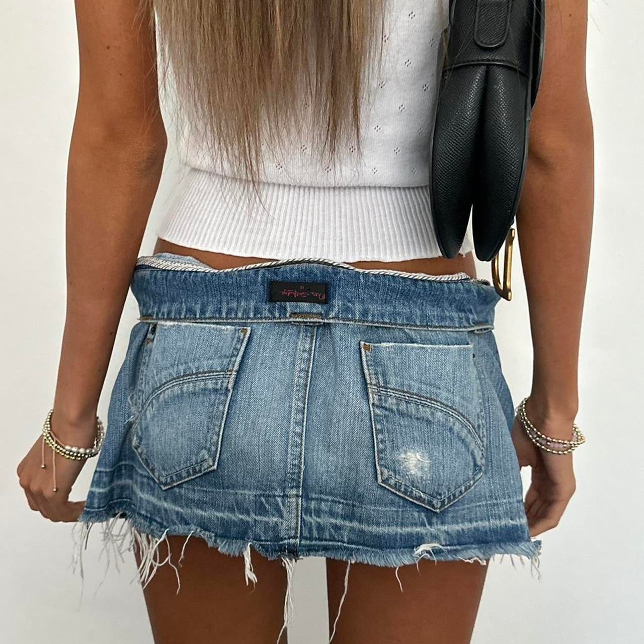 Vintage 2000’s blue denim mini skirt
