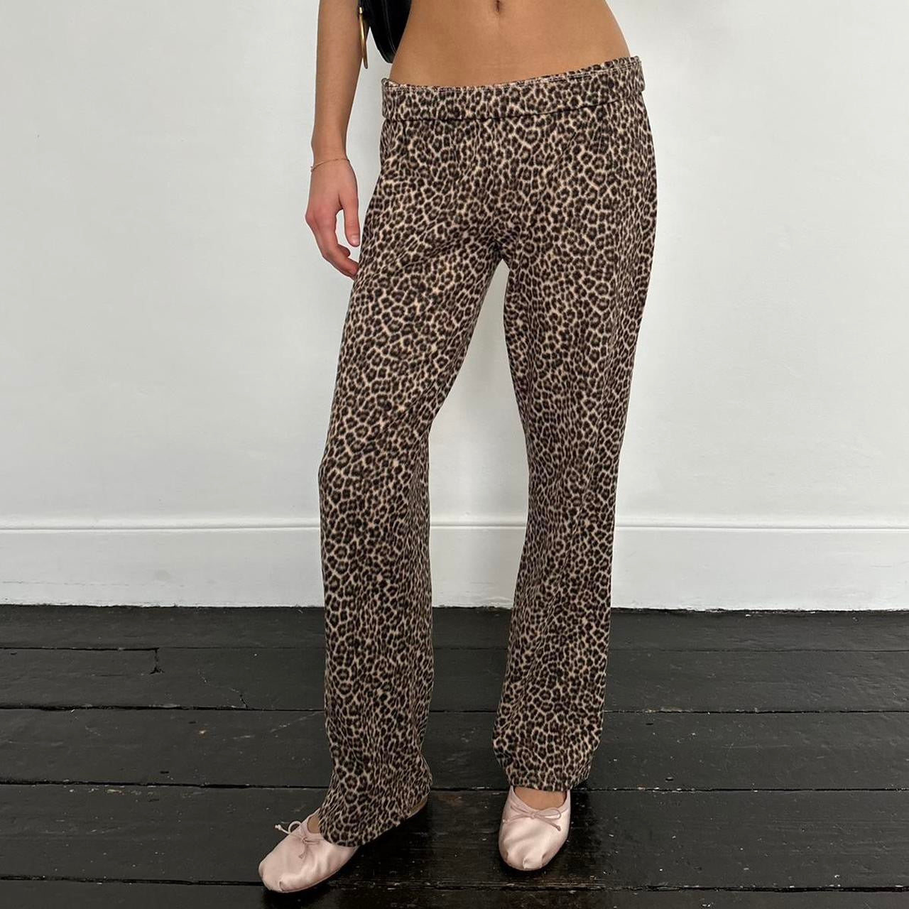 Vintage 2000’s leopard print sweatpants