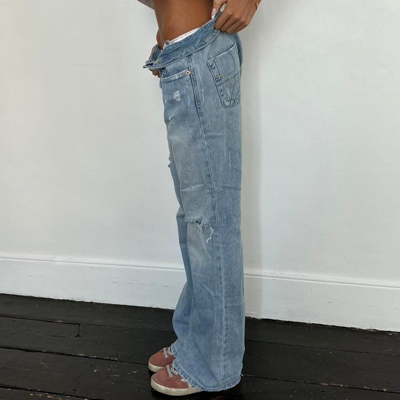 Vintage 00s distressed boyfit bootcut jeans
