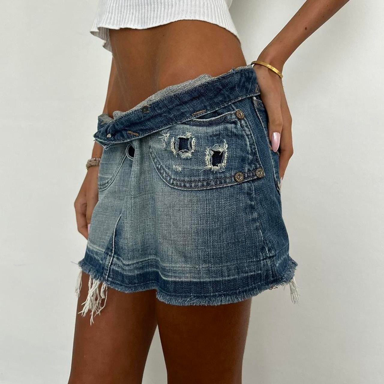 Vintage 2000’s denim skirt