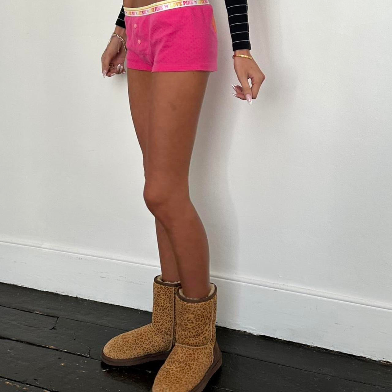 Vintage 00s leopard print Ugg boots