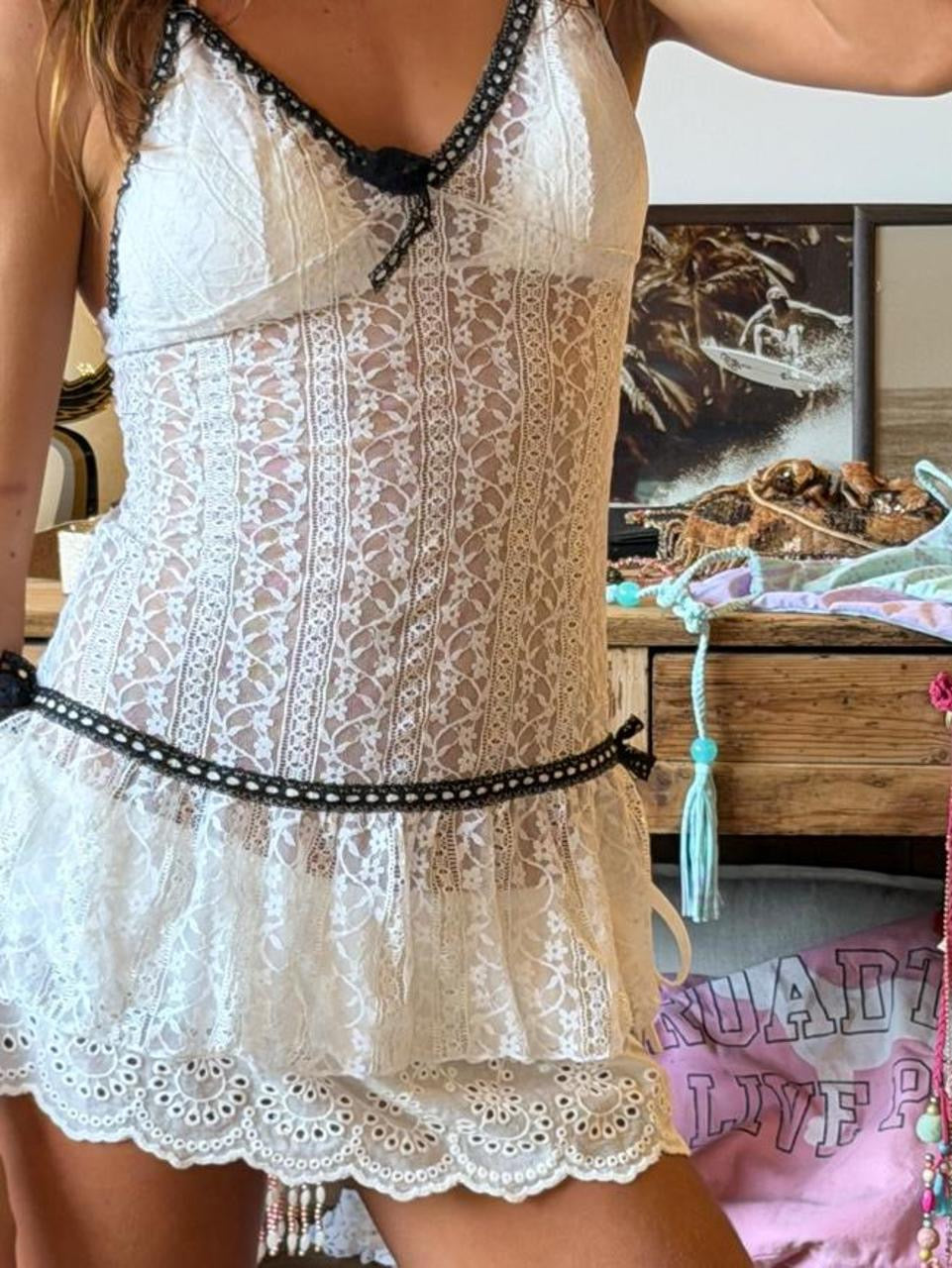 Vintage 00’s black and white lace babydoll cami top