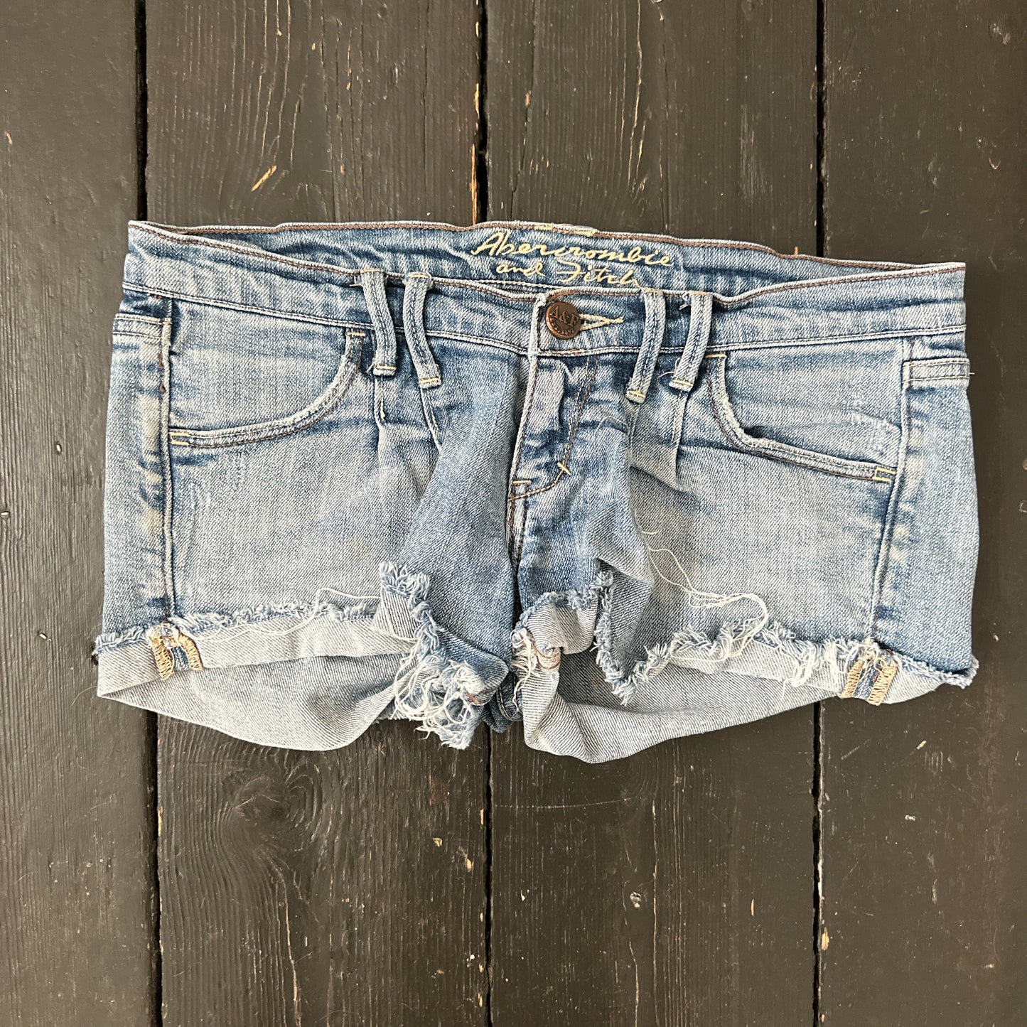 Vintage 2000’s Abercrombie and fitch blue denim shorts