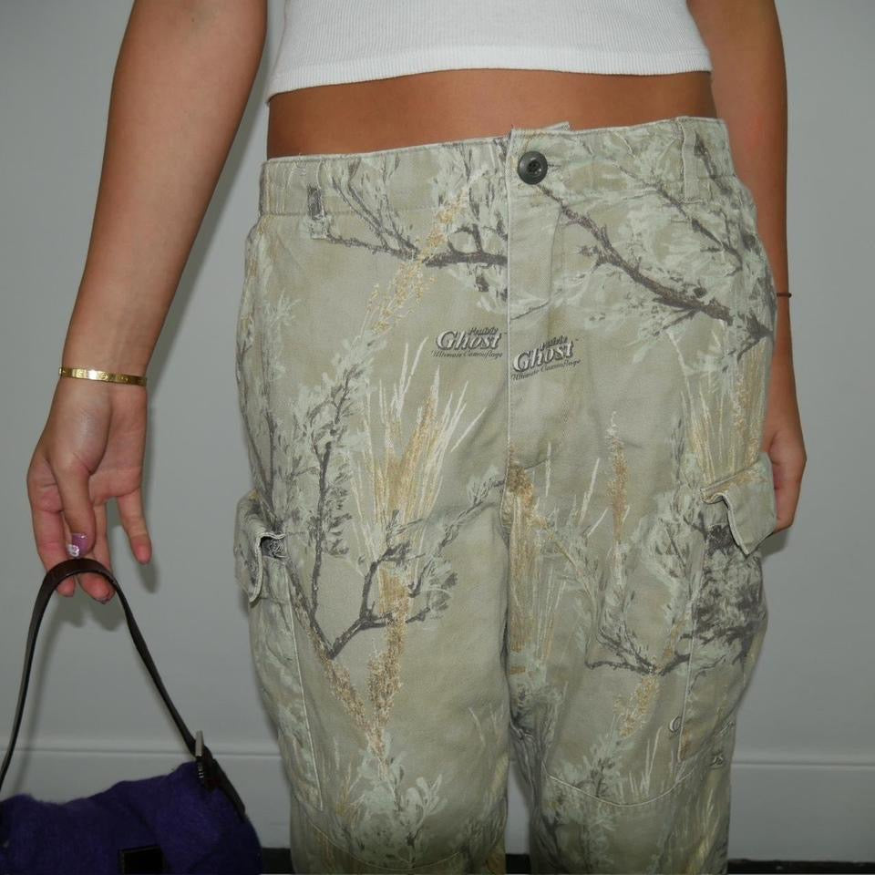 Vintage 90’s camouflage cargo pants