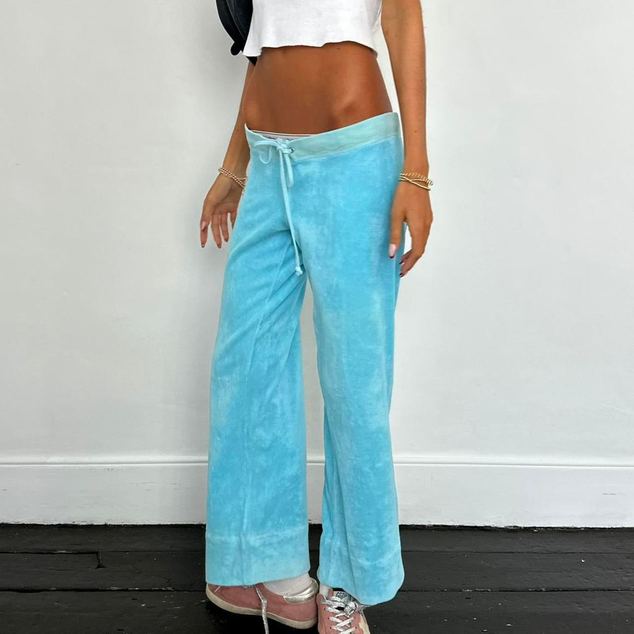 Vintage 90’s Juicy Couture blue velvet pants