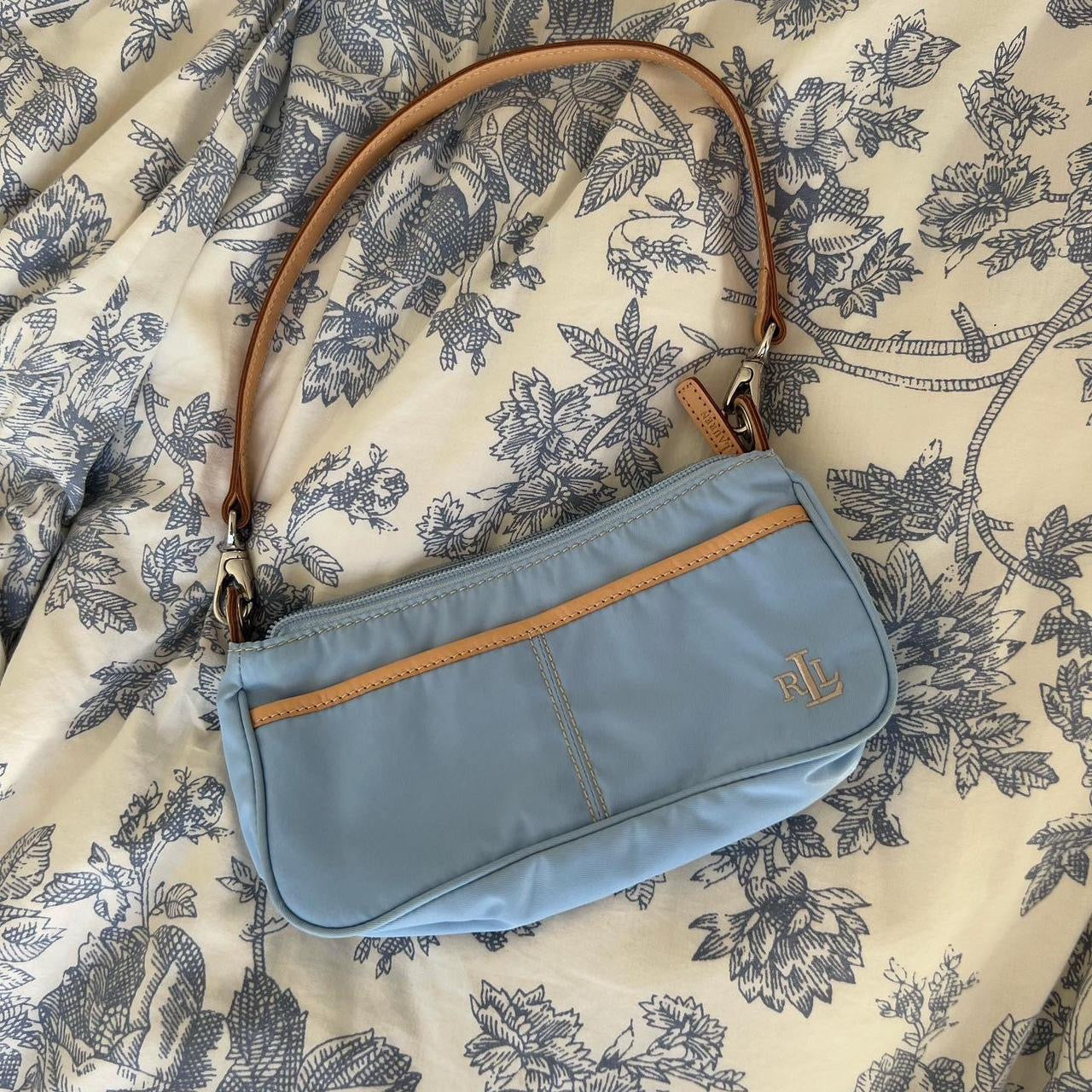 Vintage 90’s Ralph Lauren baby blue small shoulder bag