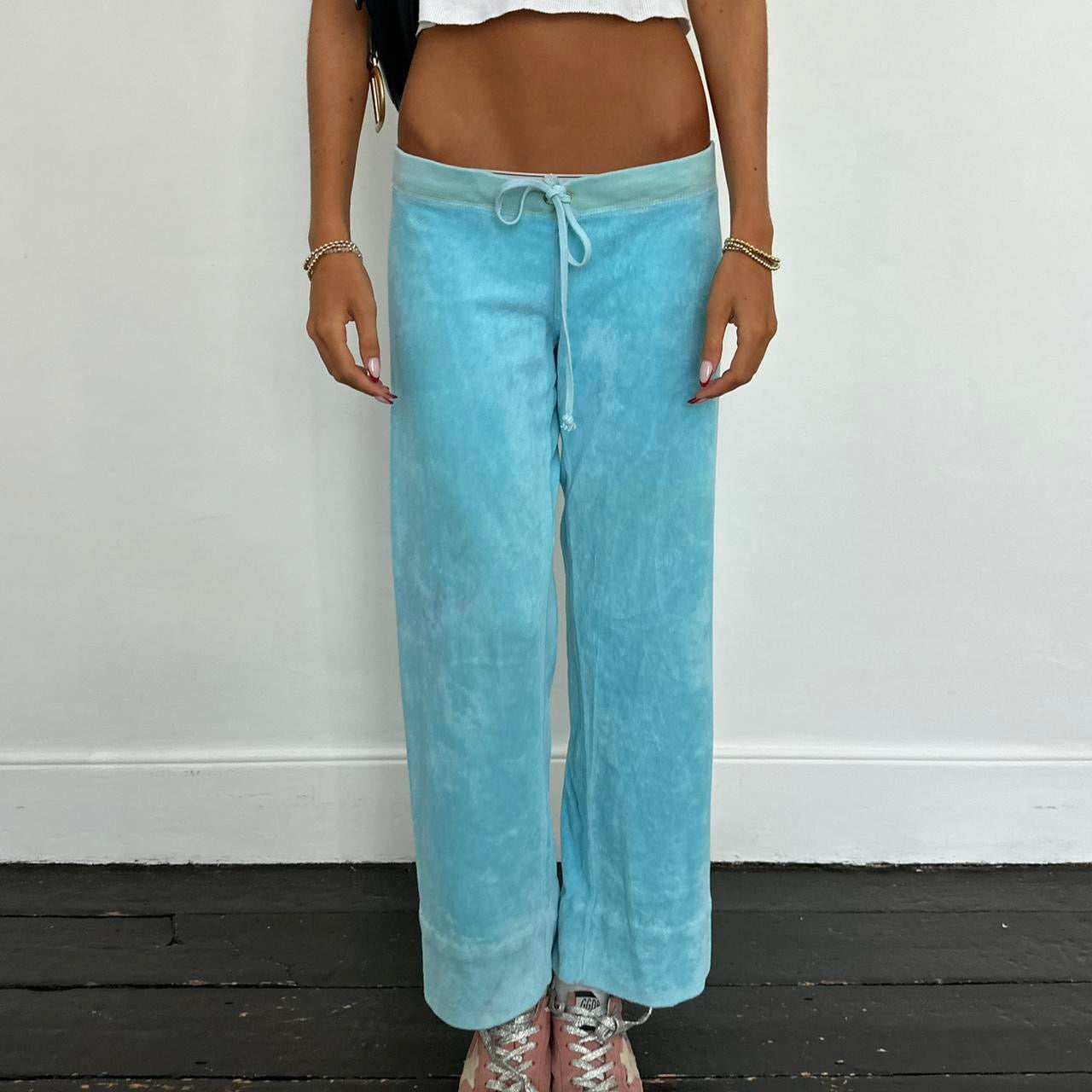Vintage 90’s Juicy Couture blue velvet pants