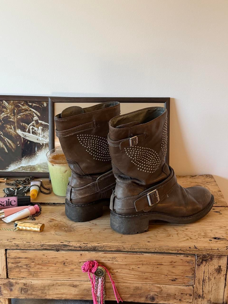 Vintage 00’s studded skull angel wing leather boots