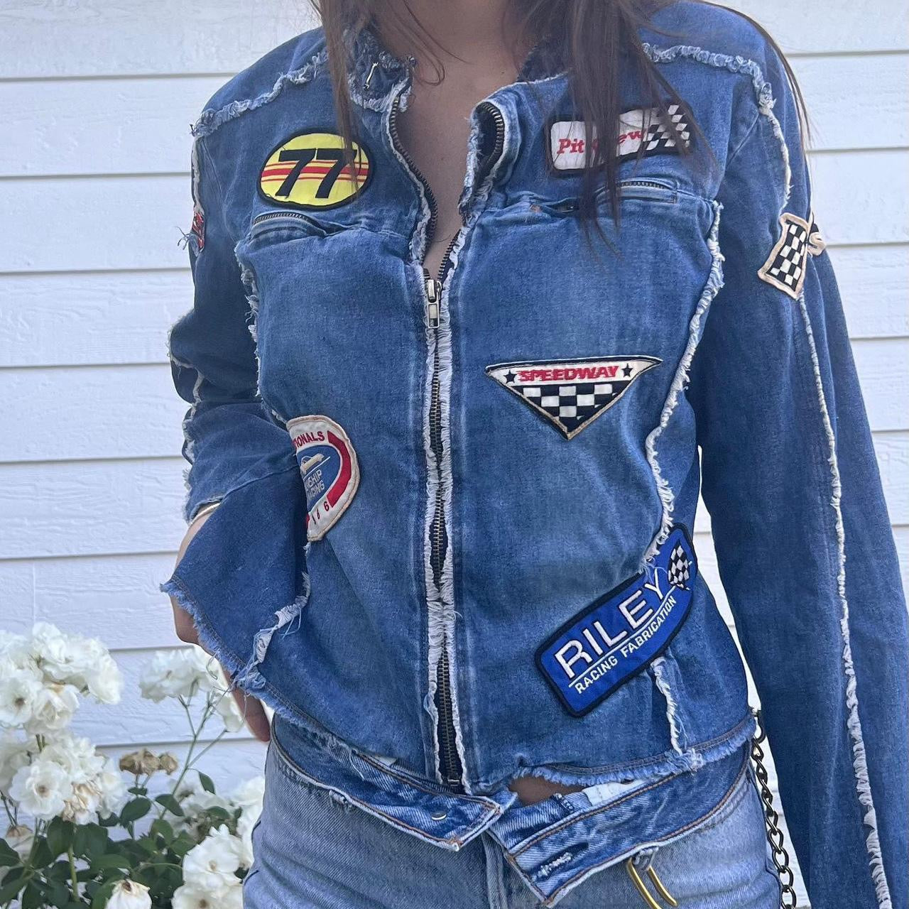 Vintage 90s denim jacket with racing pactches 🌸