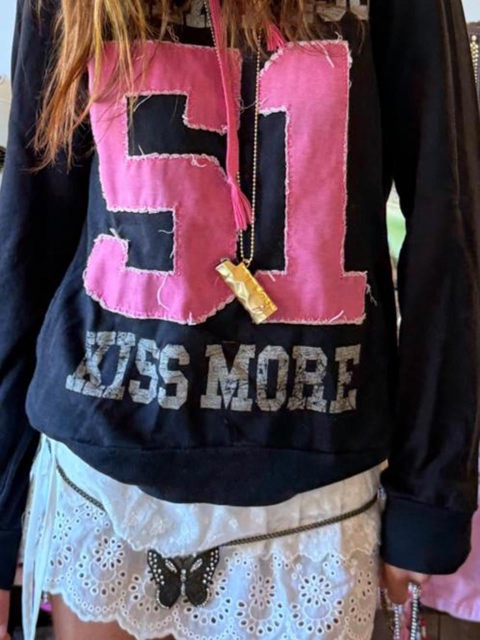 Vintage 00’s ‘Talk less kiss more’ hoodie