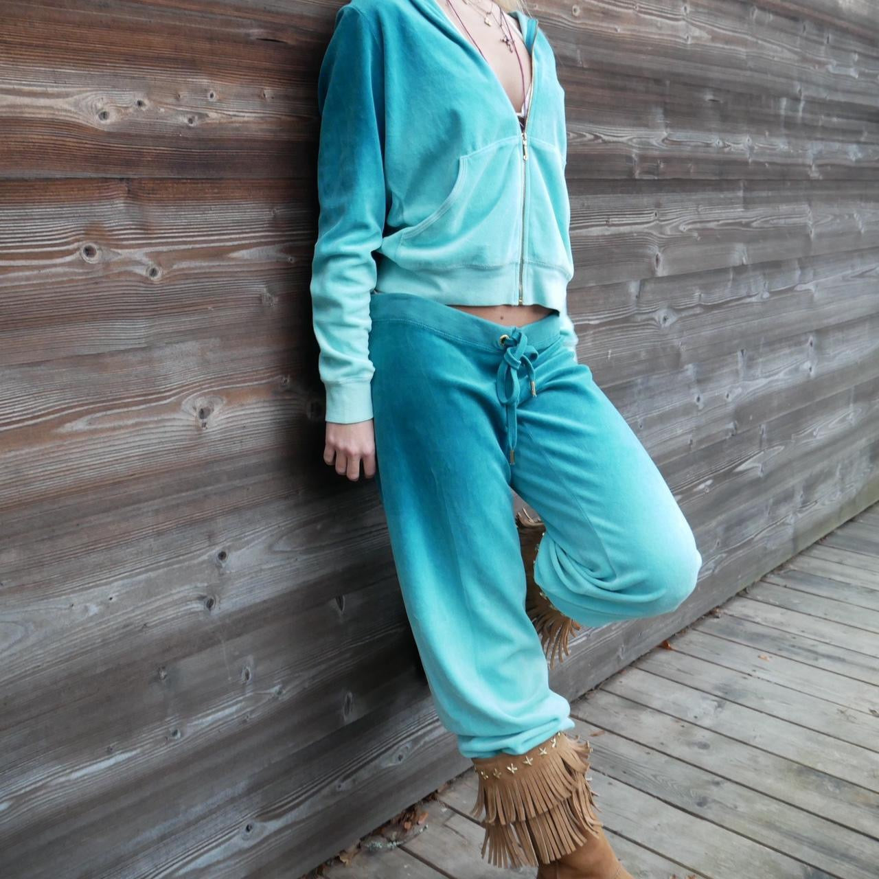 Vintage 2000’s aqua blue Juicy Couture sweatpants and hoodie set