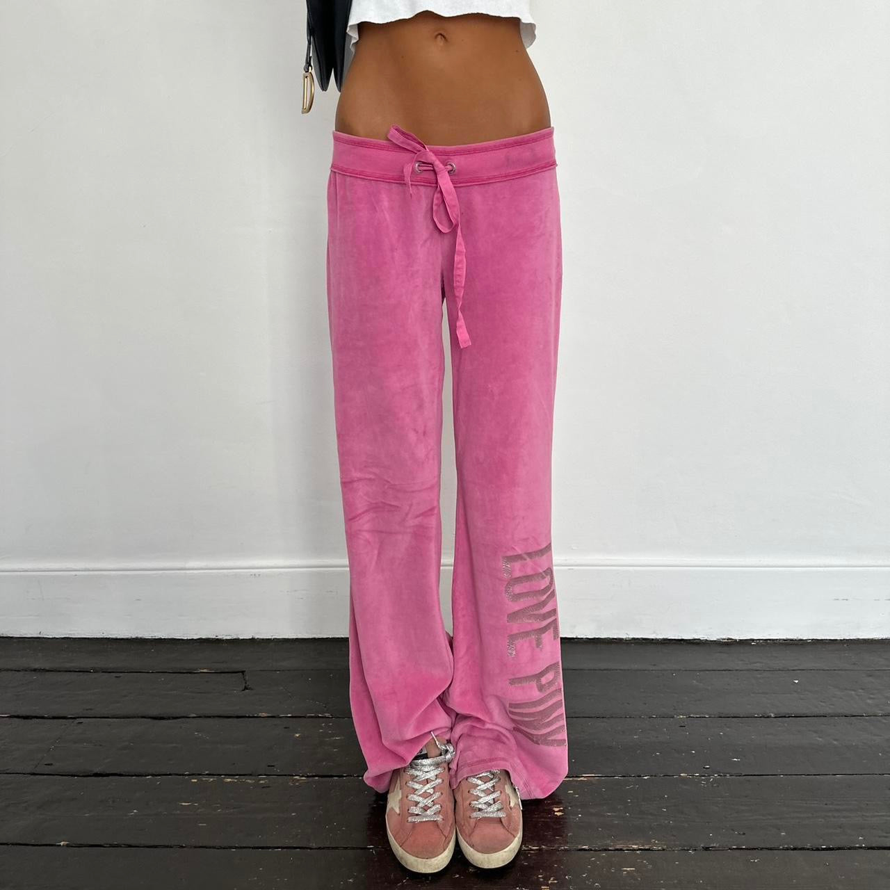 Vintage 2000’s Victoria’s Secret pink velvet pants