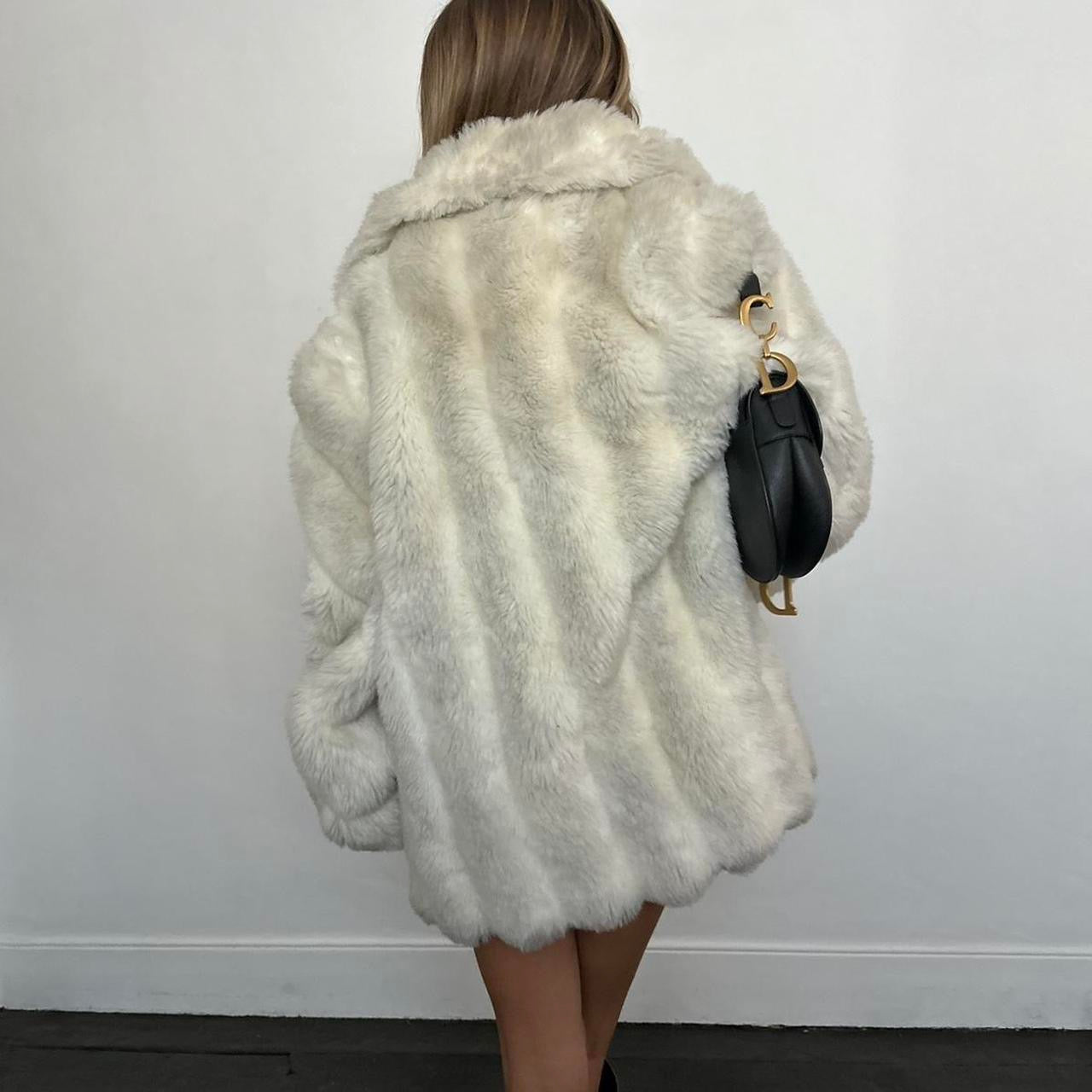 Vintage 90’s cream and white faux fur jacket