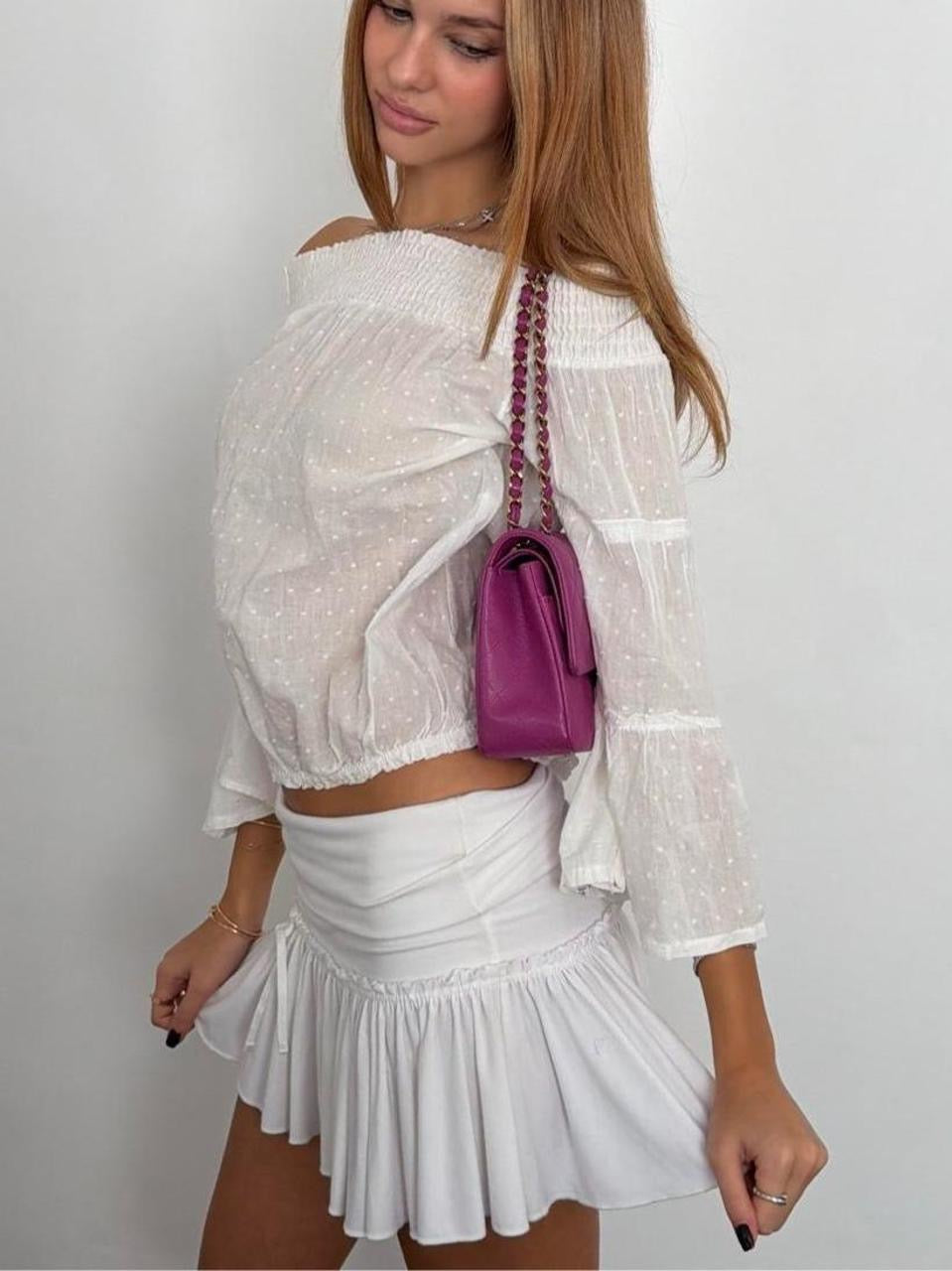 Vintage 00’s white off shoulder boho top