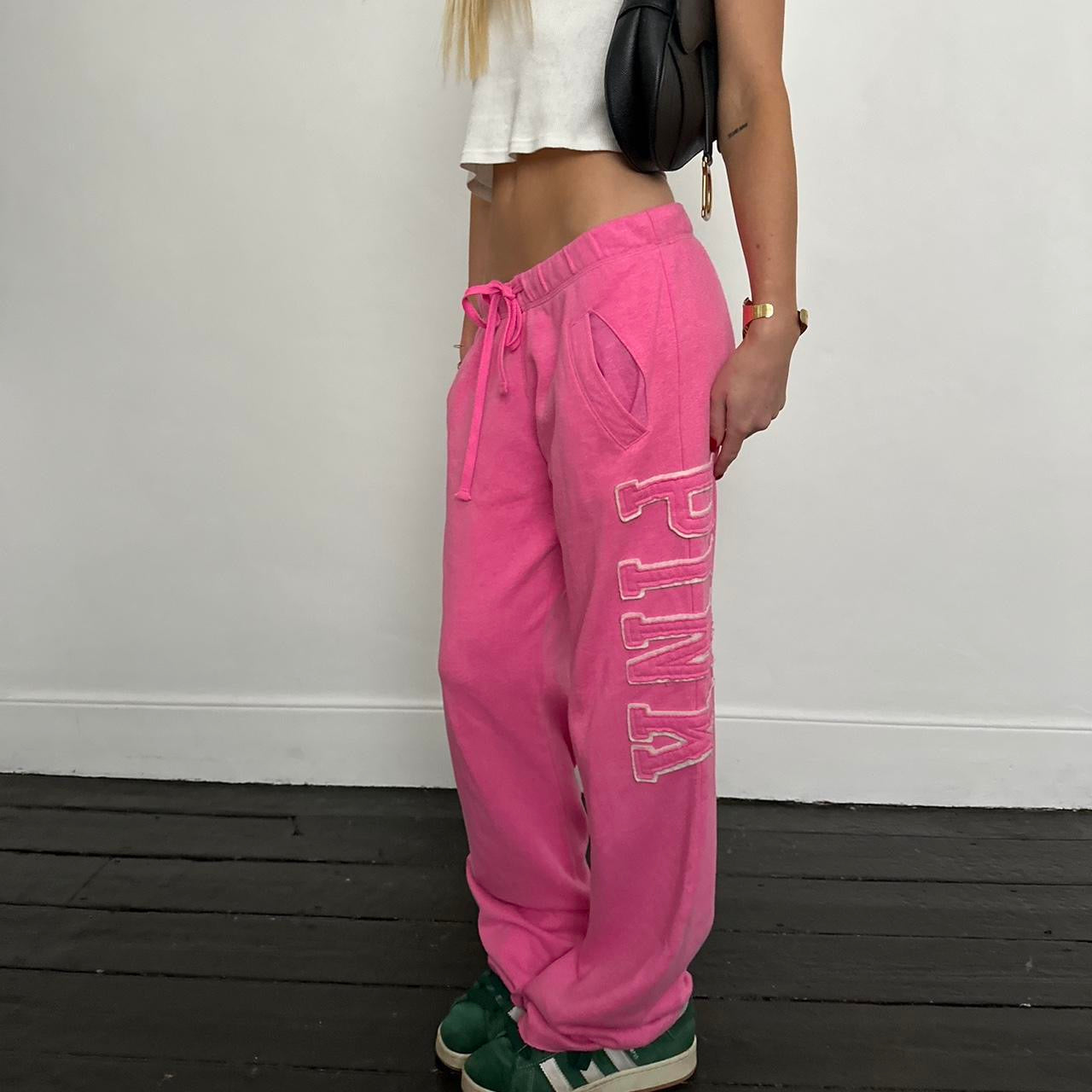 Vintage 2000’s Victorias Secret pink sweatpants