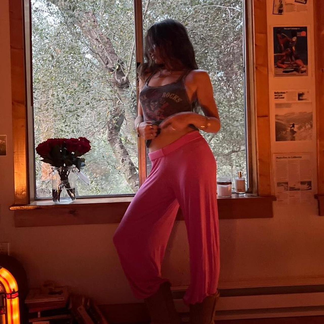 Vintage 90’s Victoria’s Secret grey and pink tank top