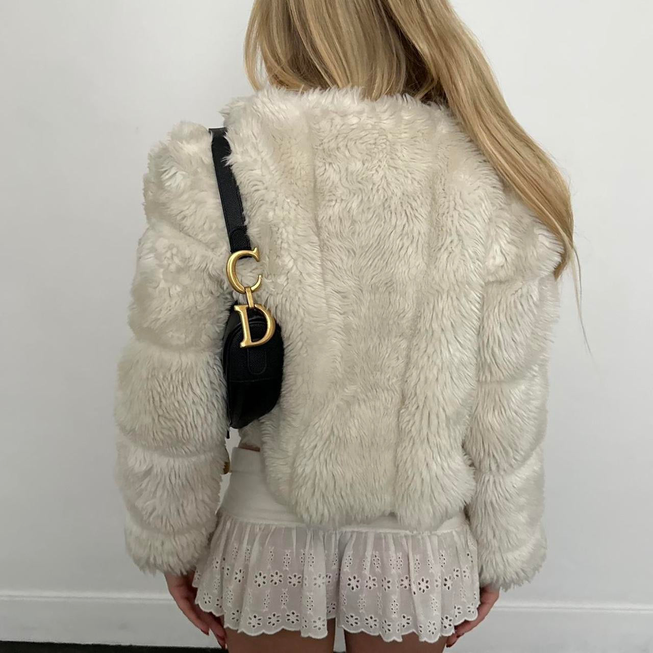 Vintage 2000’s faux fur white jacket