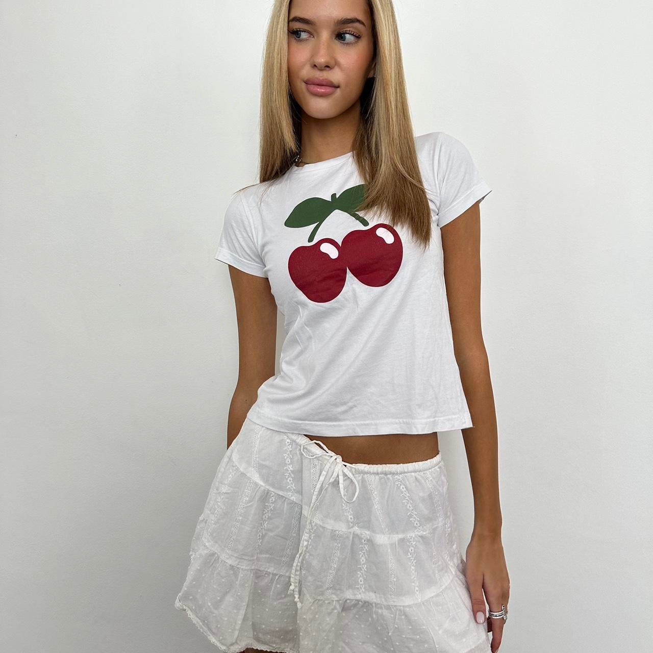 Vintage white 🍒 baby tee