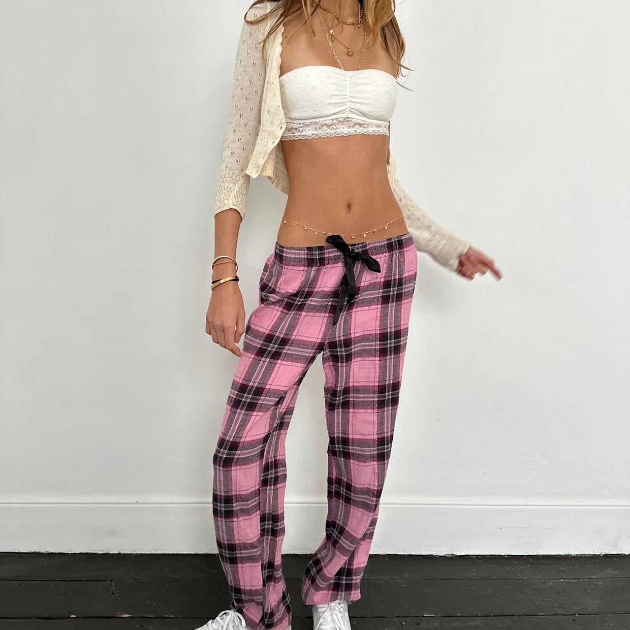 Vintage pink plaid pants 🌸