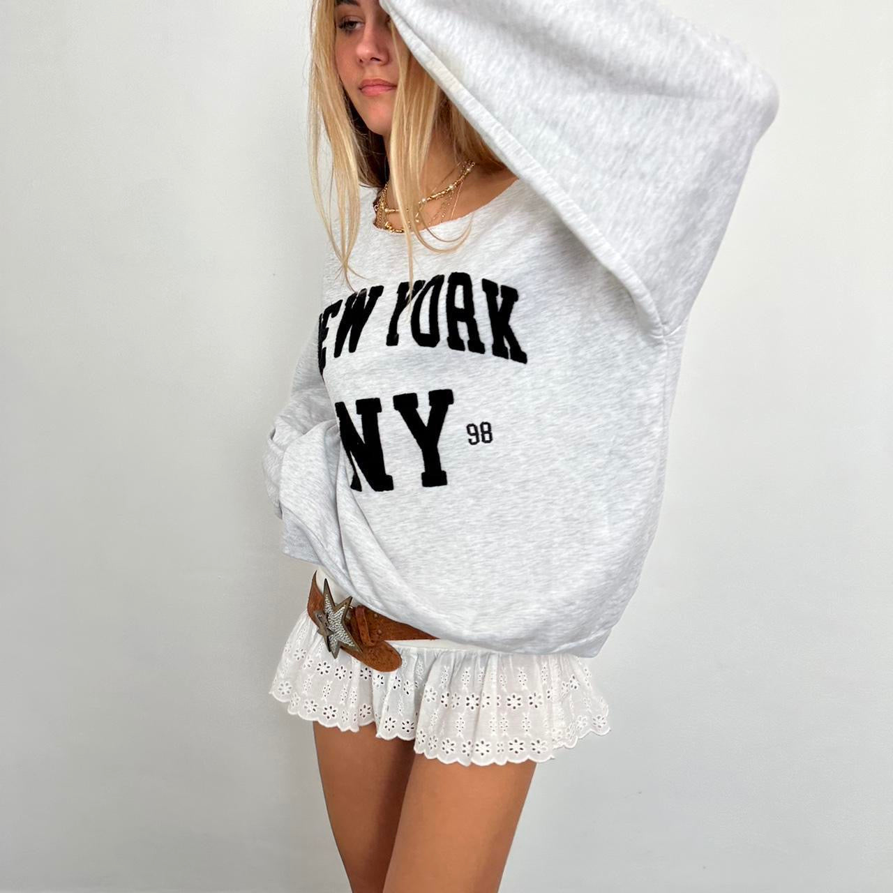 Vintage New York grey sweatshirt 🩵