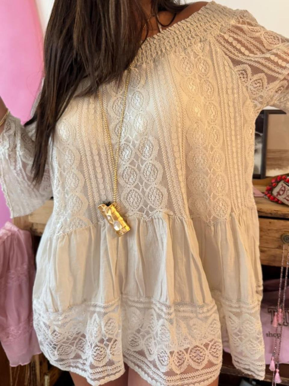 Vintage 00’s boho lace long sleeve top