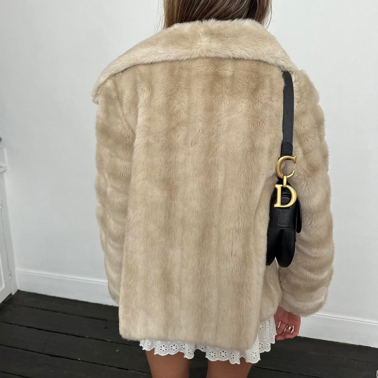 Vintage 2000’s beige faux fur jacket