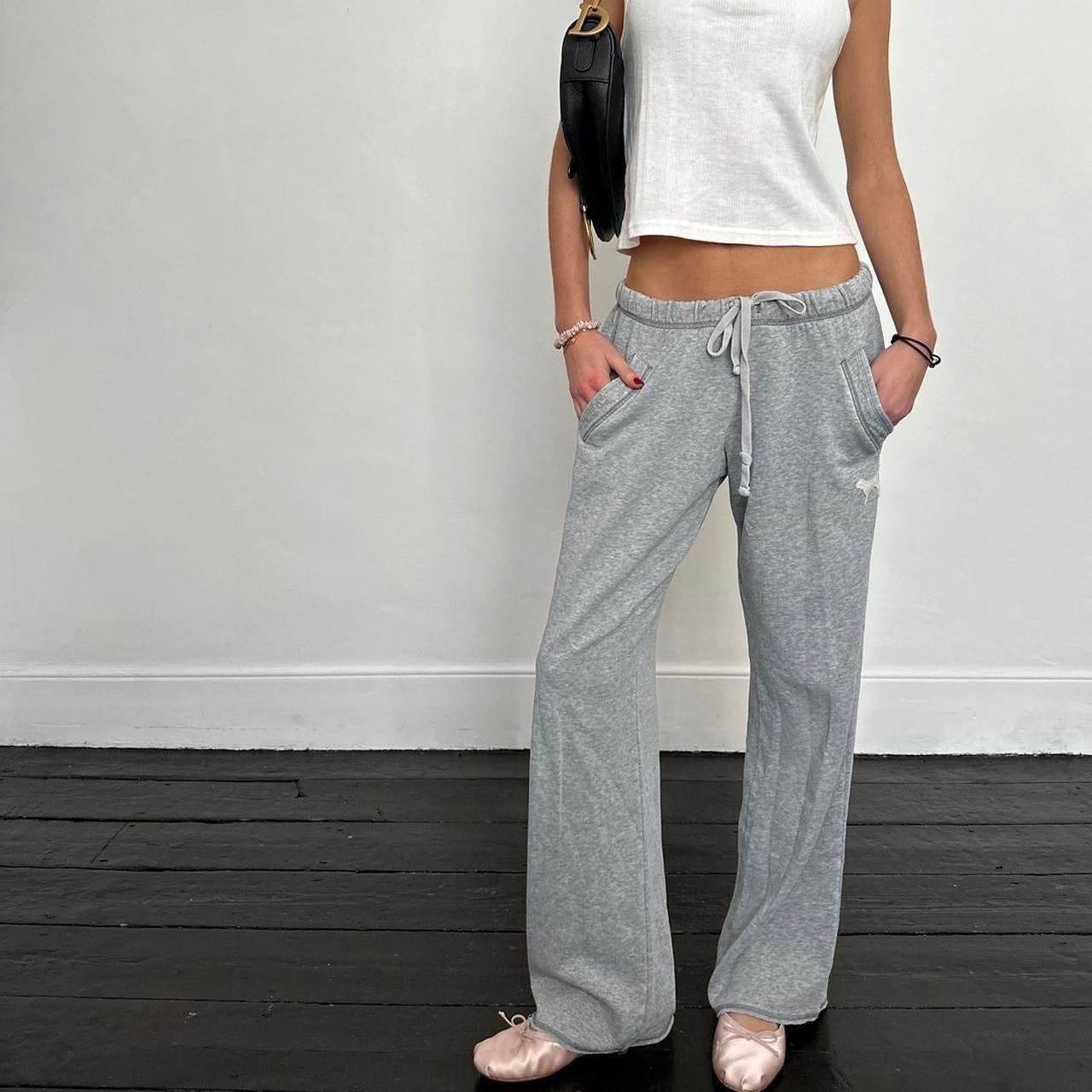 Vintage 2000’s Victorias Secret grey sweatpants