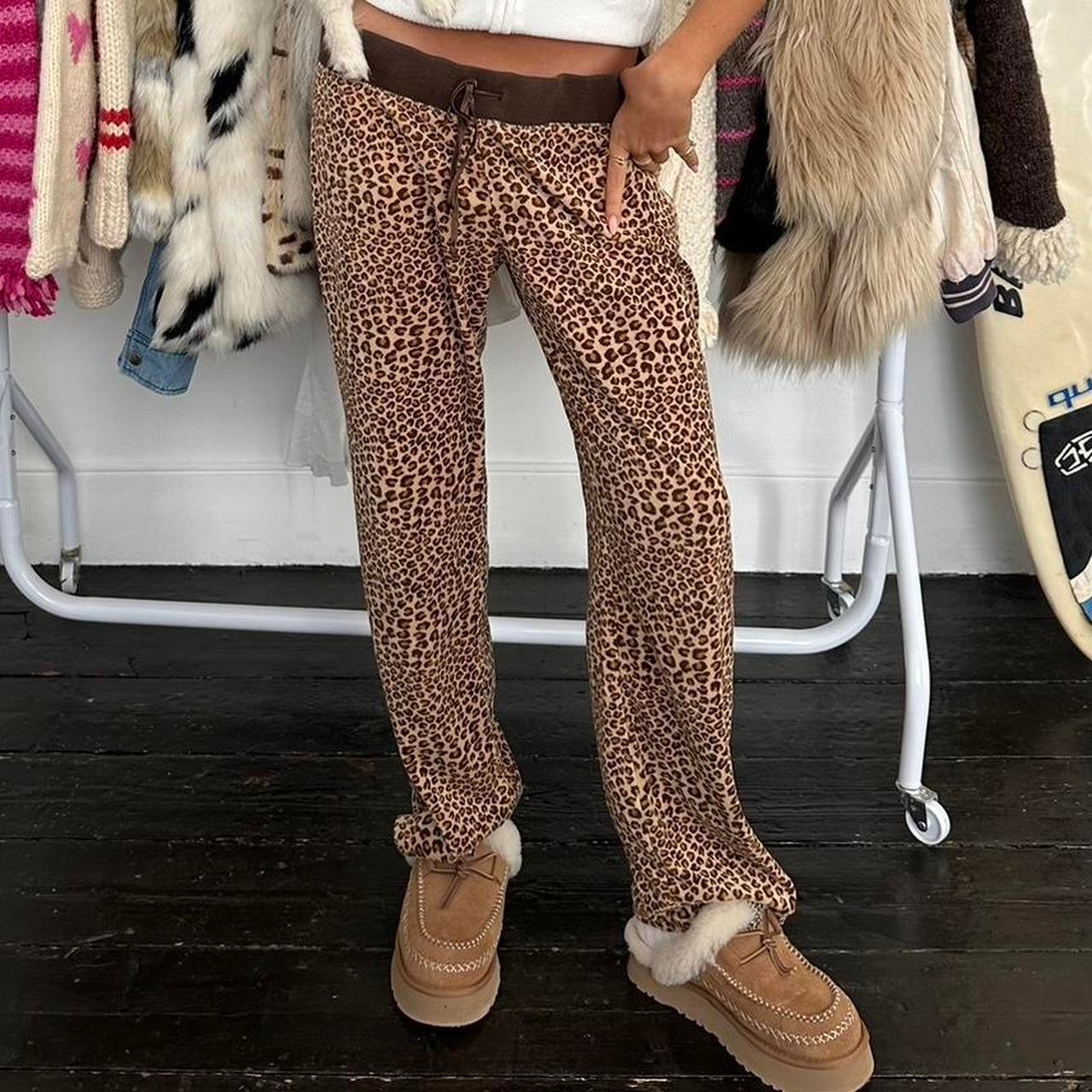 Vintage 90’s cheetah print sweatpants