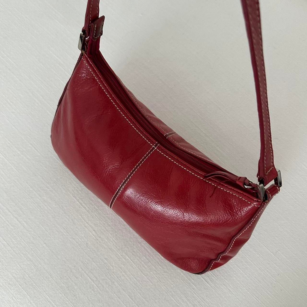 Vintage 90’s red shoulder bag