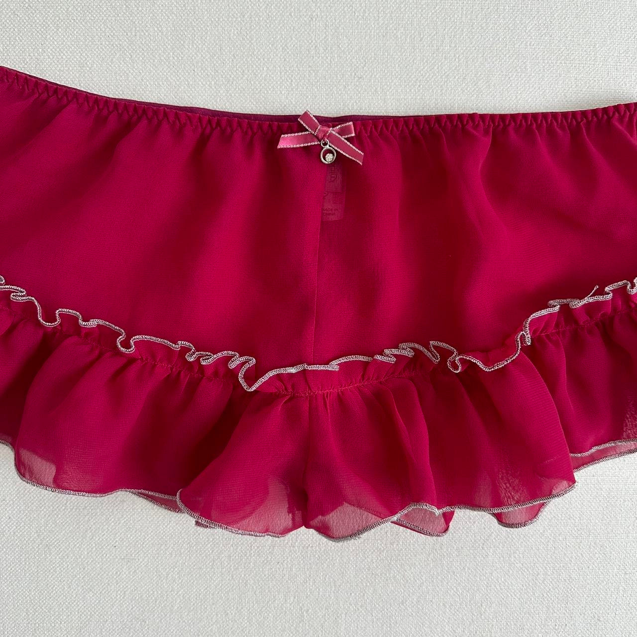 Vintage 90’s silky pink / red skirt with shorts