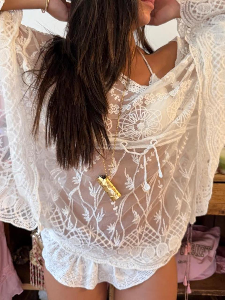 Vintage 00’s white boho lace long sleeve top