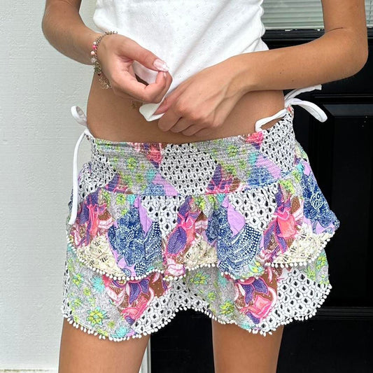 Vintage 90’s floral mini skirt
