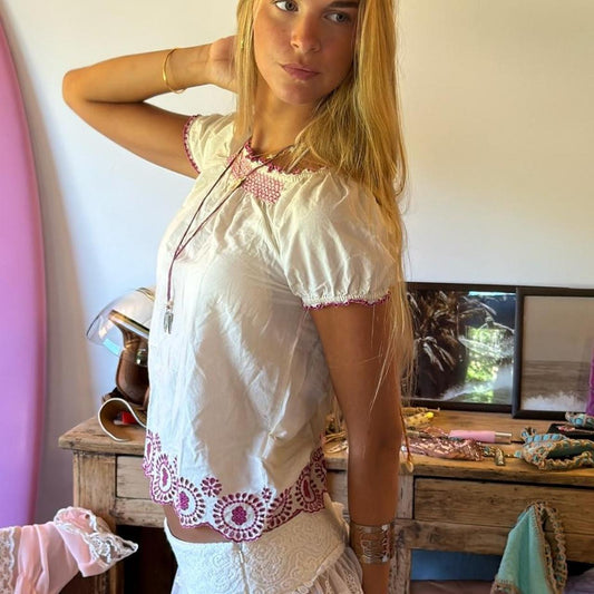Vintage 00s boho white and pink top