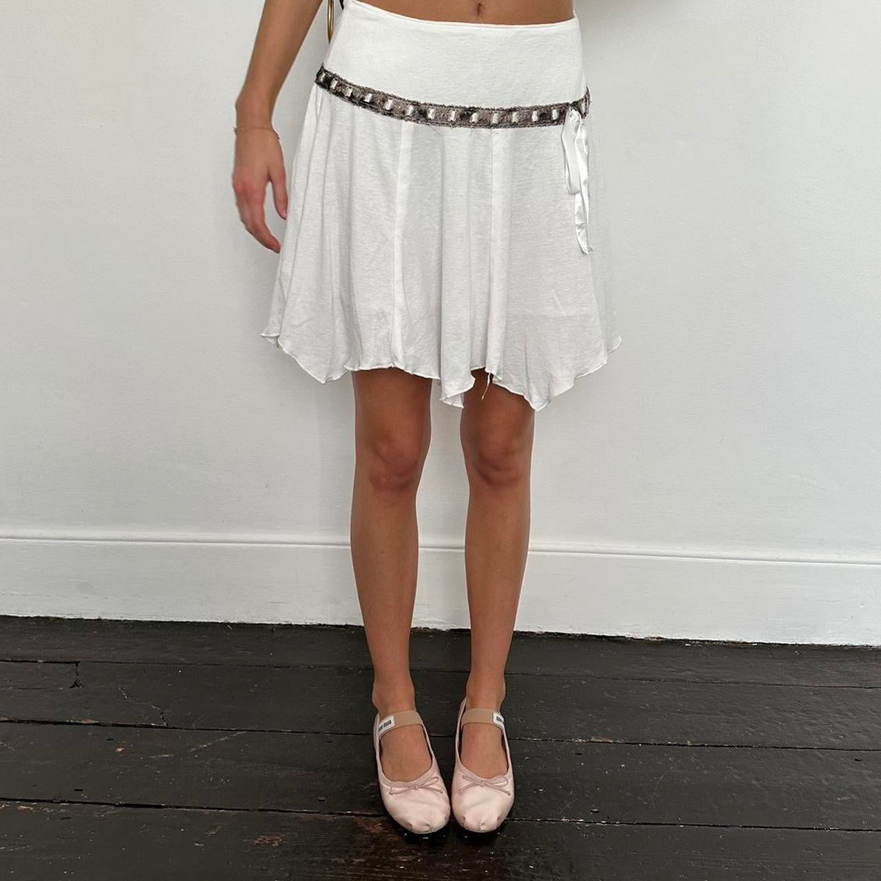 Vintage 2000s bohemian chic white midi skirt island style