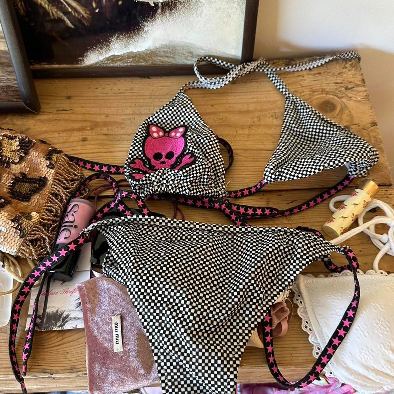 Vintage 00s cute skull and crossbones bikini