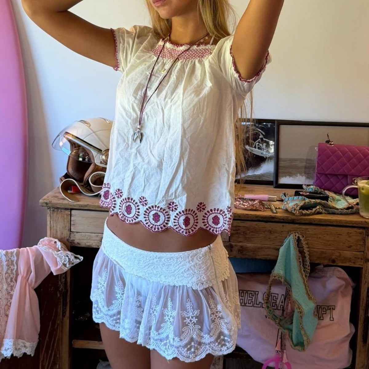 Vintage 00s boho white and pink top
