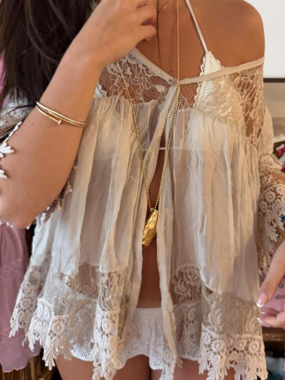 Vintage 90’s lovely boho delicate top